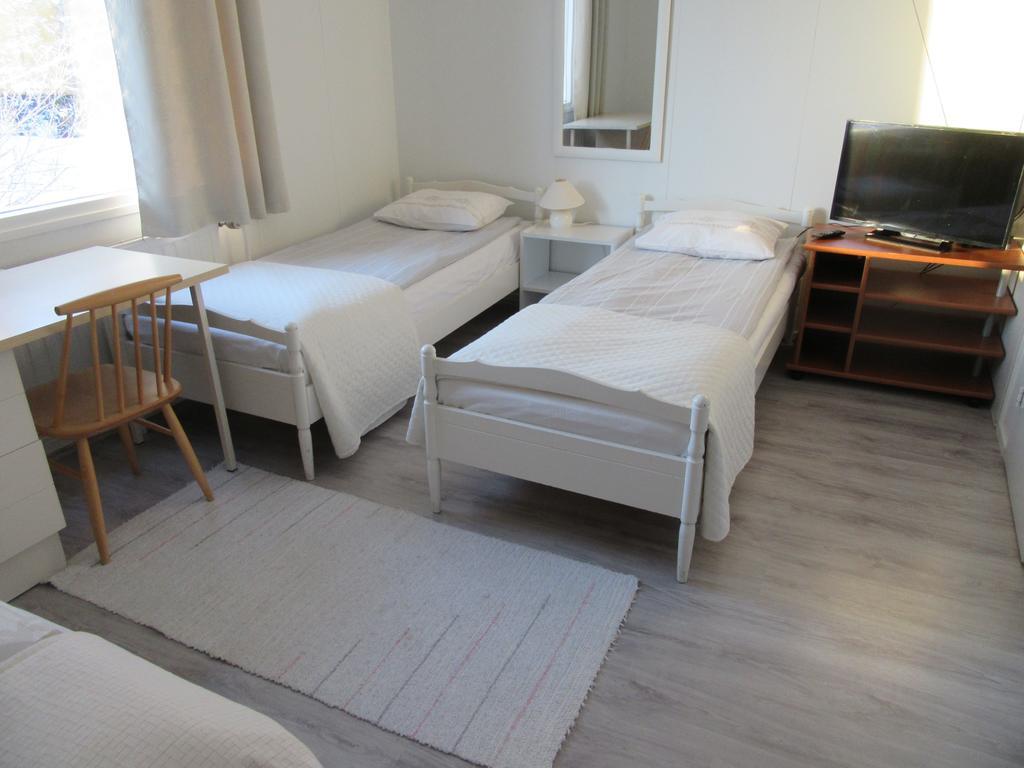 Ruska Bed & Breakfast Taivalkoski ภายนอก รูปภาพ